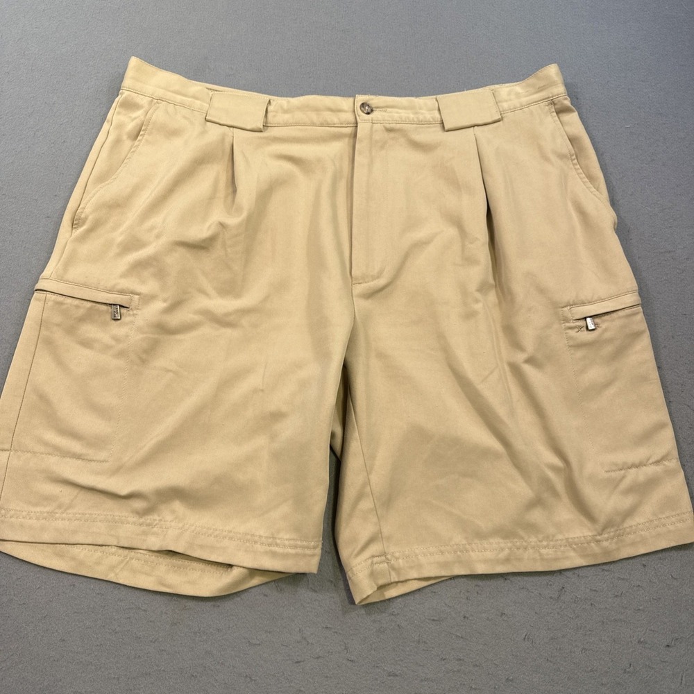Izod Golf XFG Shorts Mens Size 40 Tan Cargo Zip Flat Front Lightweight Outdoor